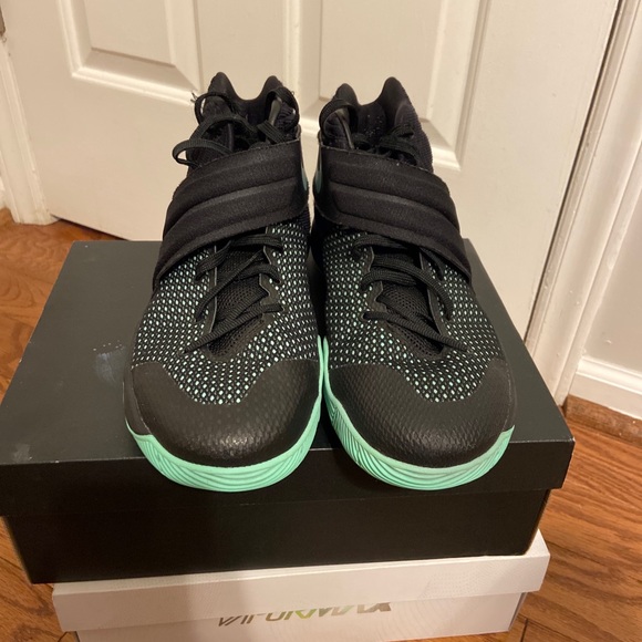 Kyrie 2 Green Glow size 12 M. main image 2